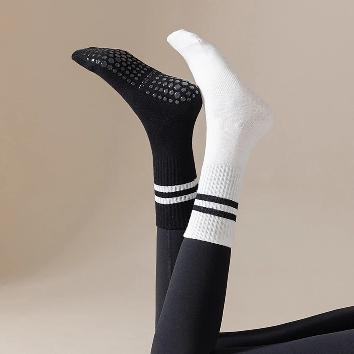 FORMA GripFlow Socks